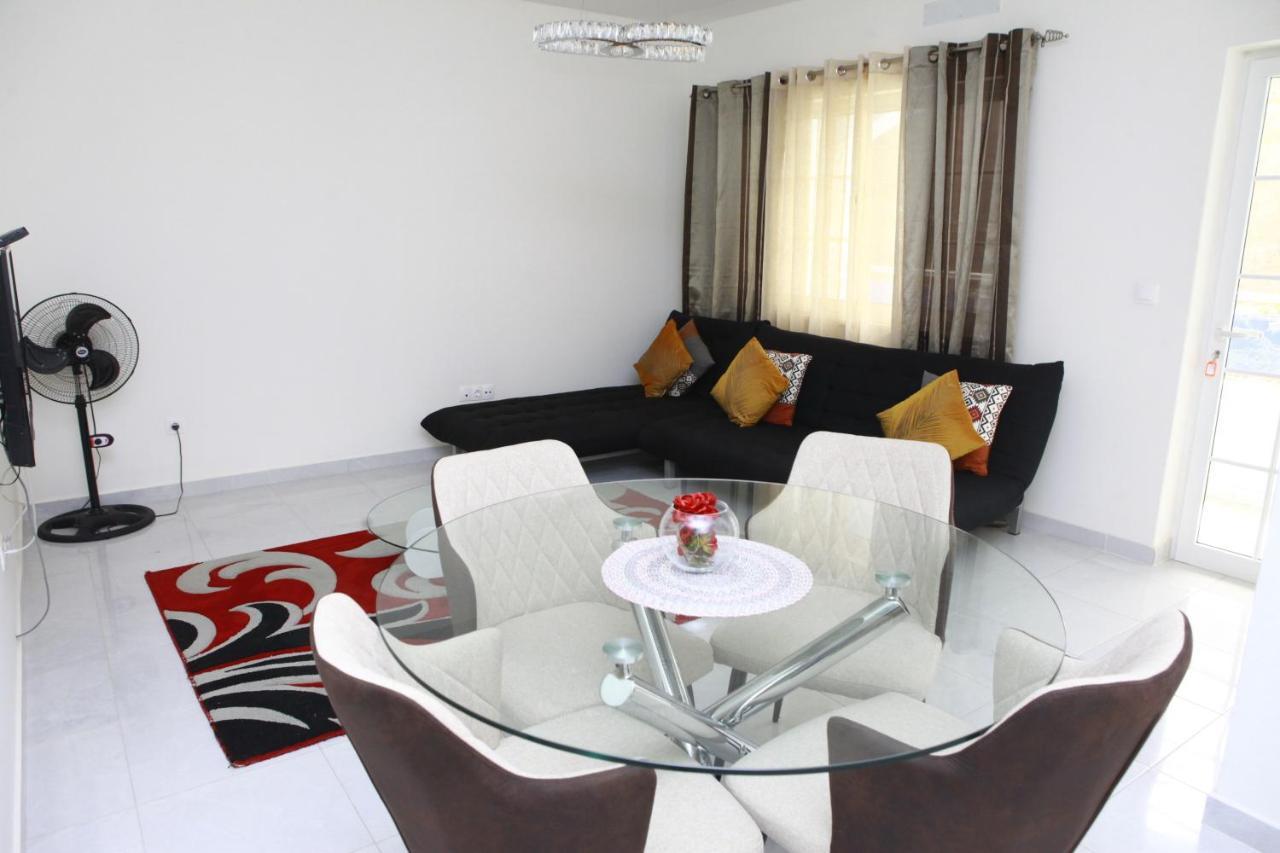 Droom Appartement Praia Luaran gambar